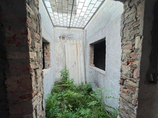 Foto 6 de SE VENDE CASA A REFACCIONAR