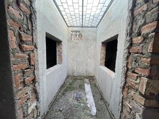Foto 4 de SE VENDE CASA A REFACCIONAR