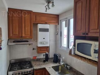 Foto 9 de Venta Departamento en Balvanera Cuatro Ambientes Parrilla Baulera