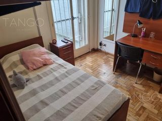 Foto 7 de Venta Departamento en Balvanera Cuatro Ambientes Parrilla Baulera