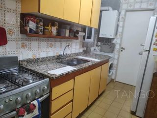 Foto 21 de Venta Departamento Caballito Tres Ambientes Dependencia Balcón Corrido  Apto Crédito