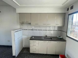 Foto 4 de VENTA DE DEPARTAMENTO PH 3 AMBIENTES, EN VILLA INSUPERABLE