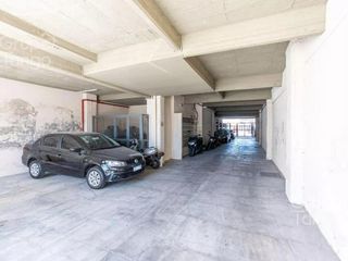 Foto 12 de Venta Departamento 2 ambientes en Monte Castro Con Cochera