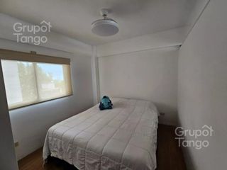 Foto 7 de Venta Departamento 2 ambientes en Monte Castro Con Cochera