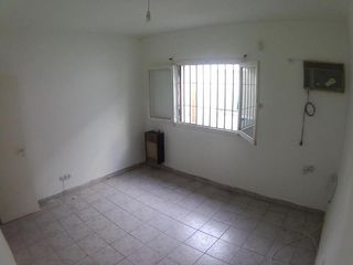 Foto 8 de Casa en alquiler / venta en Barrio Jardín , todo en una planta , Mirá el video !