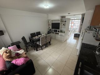 Foto 1 de Venta, Departamento, Monoambiente, Balcon, Paternal.