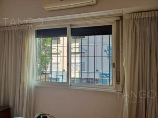 Foto 5 de Venta Departamento Monserrat Cuatro Ambientes Balcón