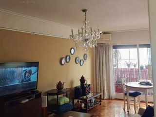 Foto 3 de Venta Departamento Monserrat Cuatro Ambientes Balcón