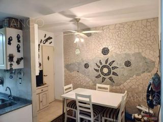 Foto 8 de Venta Departamento Monserrat Cuatro Ambientes Balcón