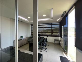 Foto 15 de VENTA OFICINA  EN RIVER PLAZA  CON PARQUEO, LA JOYA (JLR)