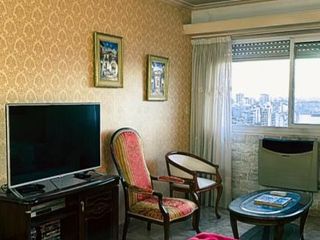 Foto 3 de Venta Departamento en San Telmo Cuatro Ambientes Al Frente Amueblado
