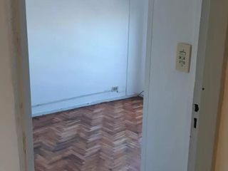 Foto 6 de Departamento en San Cristóbal, 3 ambientes, Venta, con balcón