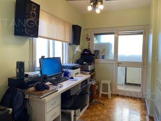 Foto 17 de Venta Departamento 4 Ambientes en Caballito Con Balcón al Frente Cochera Baulera Escritorio