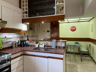 Foto 6 de Venta Departamento 4 Ambientes en Caballito Con Balcón al Frente Cochera Baulera Escritorio