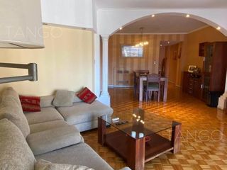 Foto 4 de Venta Departamento 4 Ambientes en Caballito Con Balcón al Frente Cochera Baulera Escritorio