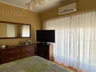 Foto 12 de Venta Departamento 4 Ambientes en Caballito Con Balcón al Frente Cochera Baulera Escritorio