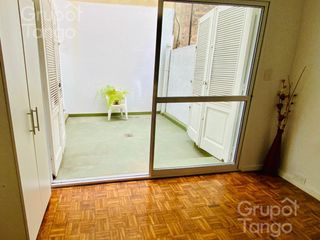 Foto 1 de Departamento venta en Retiro, 1 ambiente con patio privado