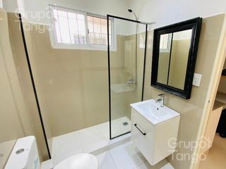 Foto 11 de Departamento venta en Retiro, 1 ambiente con patio privado