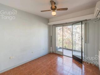 Foto 1 de Venta Departamento Dos Ambientes Caballito Balcon Terraza