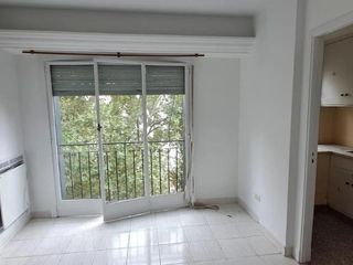 Foto 11 de Venta Departamento Dos Ambientes Caballito Balcon Terraza
