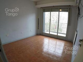 Foto 5 de Venta Departamento Dos Ambientes Caballito Balcon Terraza