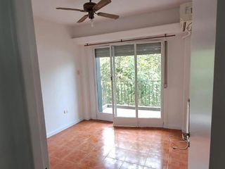 Foto 3 de Venta Departamento Dos Ambientes Caballito Balcon Terraza