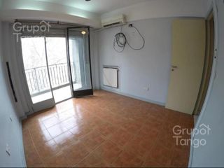 Foto 6 de Venta Departamento Dos Ambientes Caballito Balcon Terraza