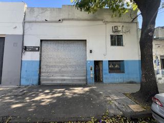 Foto 1 de Depósito en  Alquiler