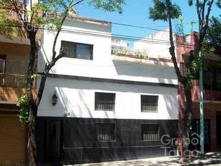 Foto 2 de Venta Casa Boedo Almagro Seis Ambientes Dos Plantas
