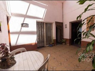 Foto 5 de Venta Casa Boedo Almagro Seis Ambientes Dos Plantas