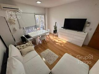 Foto 2 de Venta Departamento 2 Ambientes en Caballito Con Cochera