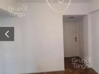 Foto 6 de Venta Departamento 2 ambientes en Caballito Con Balcón Al frente Apto Crédito