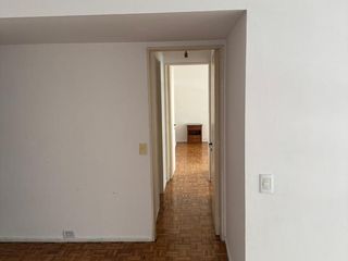 Foto 10 de Departamento 3 amb con dependencia y cochera en venta.