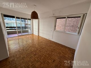 Foto 4 de Departamento 3 amb con dependencia y cochera en venta.