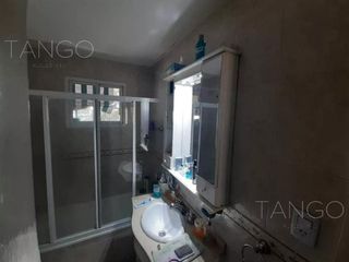 Foto 14 de Venta Departamento Cuatro Ambientes en Boedo Con Balcón Apto Crédito Con Baulera