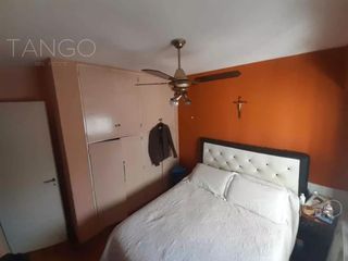 Foto 7 de Venta Departamento Cuatro Ambientes en Boedo Con Balcón Apto Crédito Con Baulera