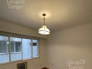 Foto 6 de Venta Departamento Semipiso 3 Ambientes en Palermo Con Baulera