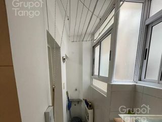 Foto 9 de Venta Departamento Semipiso 3 Ambientes en Palermo Con Baulera