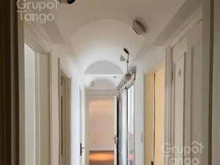 Foto 3 de Venta Departamento Semipiso 3 Ambientes en Palermo Con Baulera