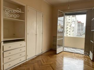 Foto 3 de Departamento en Monserrat en venta, 3 ambientes con balcón