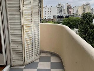 Foto 4 de Departamento en Monserrat en venta, 3 ambientes con balcón