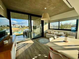 Foto 14 de Casa a la laguna con 5 habitaciones  en Marinas Puertos
