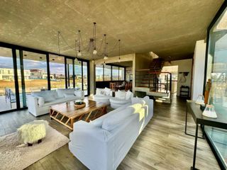 Foto 2 de Casa a la laguna con 5 habitaciones  en Marinas Puertos