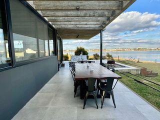 Foto 29 de Casa a la laguna con 5 habitaciones  en Marinas Puertos