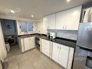 Foto 10 de Departamento Venta Villa Crespo Cuatro Ambientes Balcon Frente Terraza Parilla