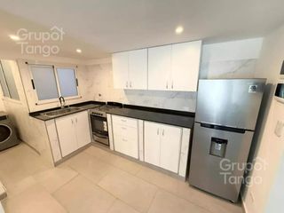 Foto 10 de Departamento Venta Villa Crespo Cuatro Ambientes Balcon Frente Terraza Parilla