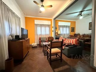 Foto 4 de Casa a refaccionar en Venta en Florida, Vicente López