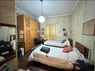 Foto 8 de Casa a refaccionar en Venta en Florida, Vicente López
