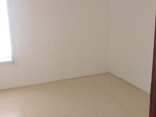 Foto 10 de Alquilo duplex 2 dormitorios altura Av America al 1800