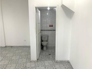 Foto 7 de Solca, Local Comercial en Renta, 80m2, 1 Ambiente
